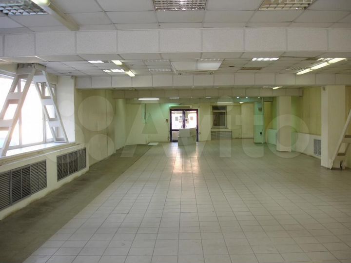 Универсальное помещение, 300 кв.м