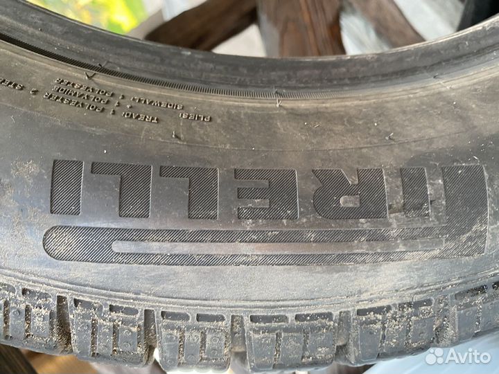 Pirelli Ice Zero 215/60 R17