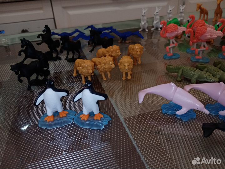 Фигурки из киндер Natoons и др