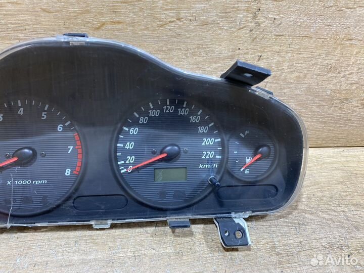 Панель приборов Hyundai Santa Fe 1 бензин 112719