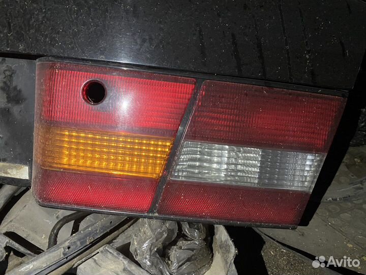 Фонарь в крышку багажника Toyota Windom mcv20