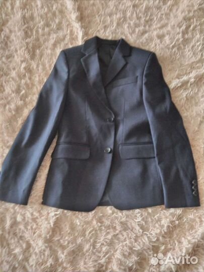 Школьный костюм для мальчика 134 новый