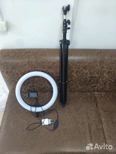 Кольцевая лампа со штативом 32 см