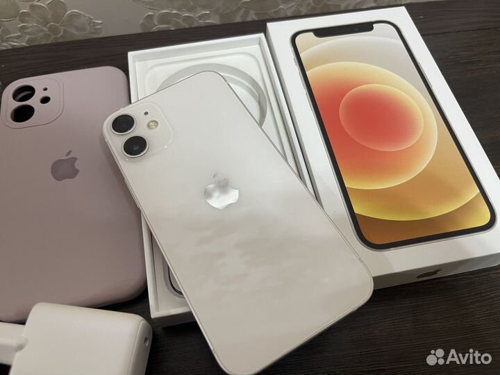 iPhone 12 mini, 64 ГБ