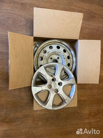 Диски r 15 на solaris и колпаки в количестве 4 шт