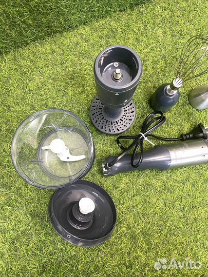 Погружной блендер Redmond RHB-2946 Silver