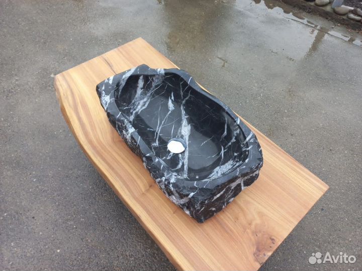 Раковина из натурального камня столешница лофт