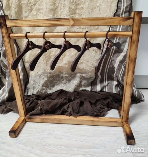 Вешалки для кукольной одежды