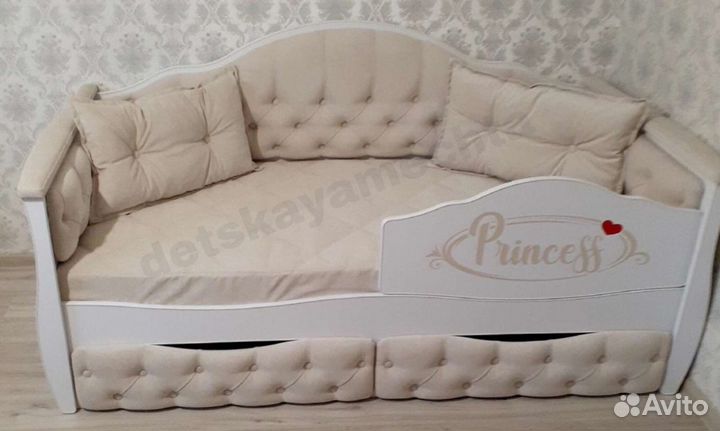 Кровать-диванчик