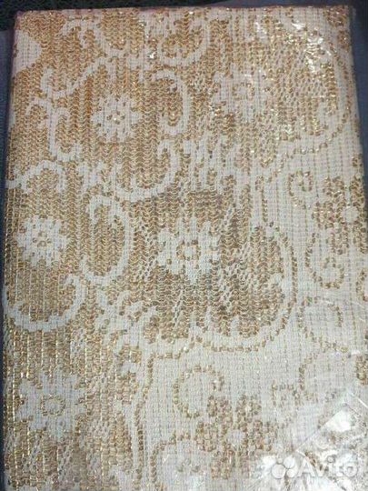 Скатерть trevira 100*100