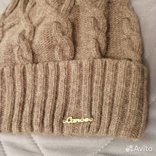 Шапка шерстяная женская