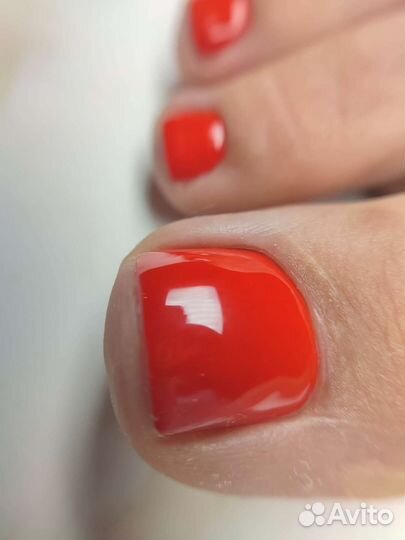 Мастер маникюра и педикюра