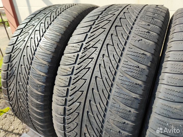 Goodyear UltraGrip 8 Performance 285/45 R20 112V