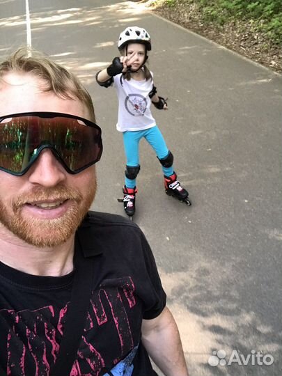 Инструктор по лонгборду и роликовым конькам