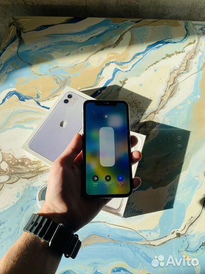 iPhone 11, 64 ГБ