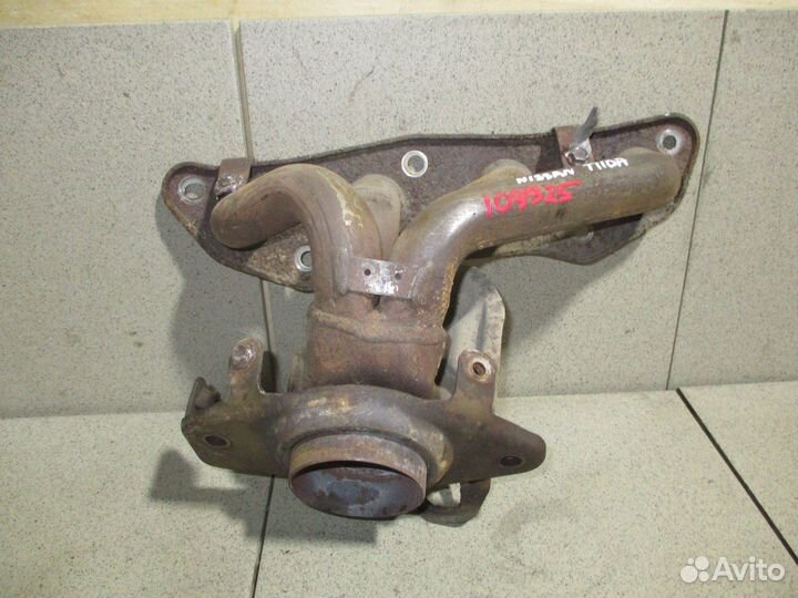 Коллектор выпускной Nissan Tiida (C11)