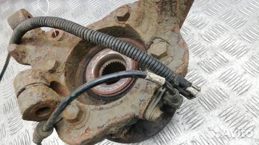 Ступица передняя левая hyundai santa FE 2 (HML12K9