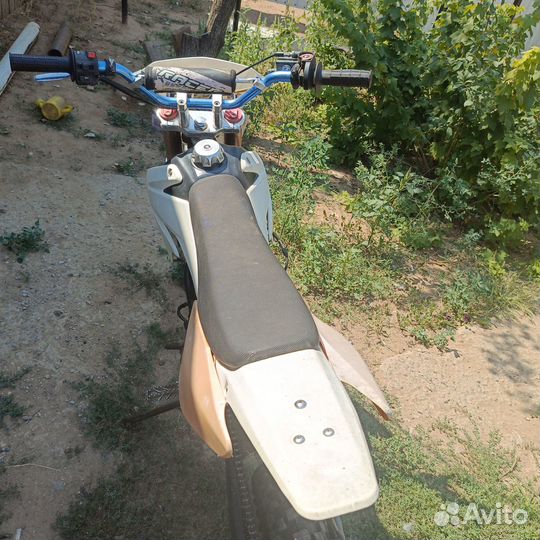Racer 125PE