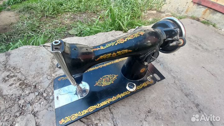Швейная машинка