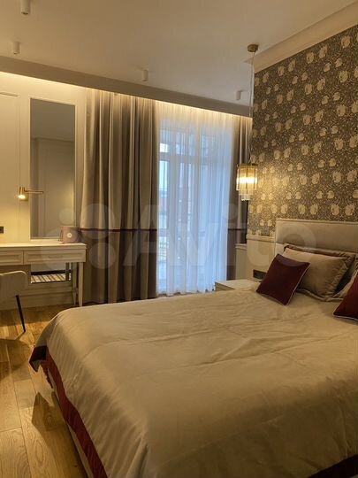 4-к. квартира, 117 м², 9/18 эт.