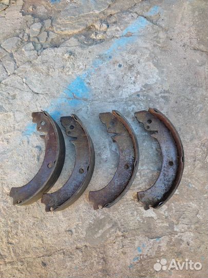 Тормозные колодки ваз2121