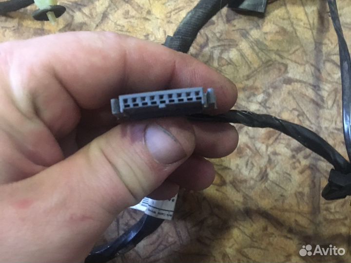 Проводка двери передней правой Opel Astra J