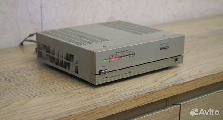 Мощник Aiwa P80