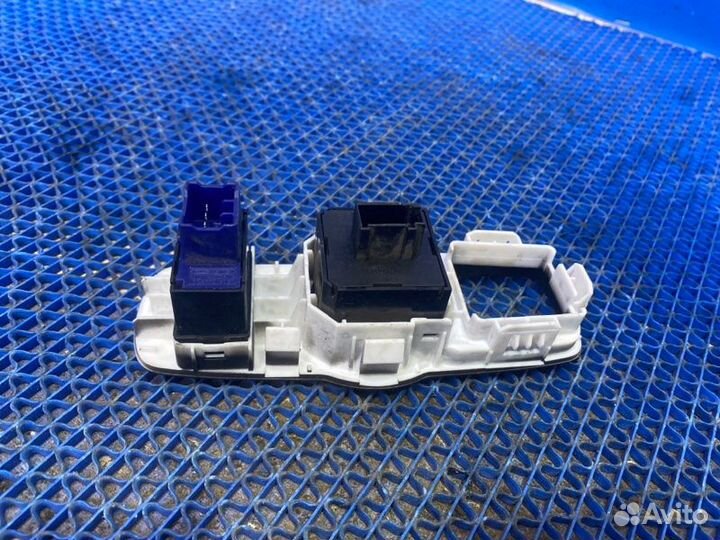 Блок кнопок Chery Tiggo 3 внедорожник 2017