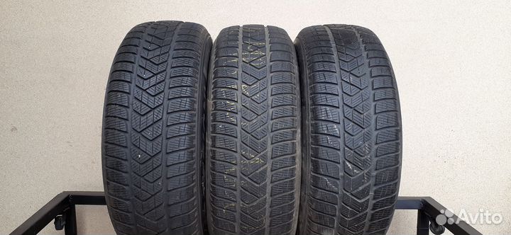 Pirelli Scorpion Winter 215/65 R16