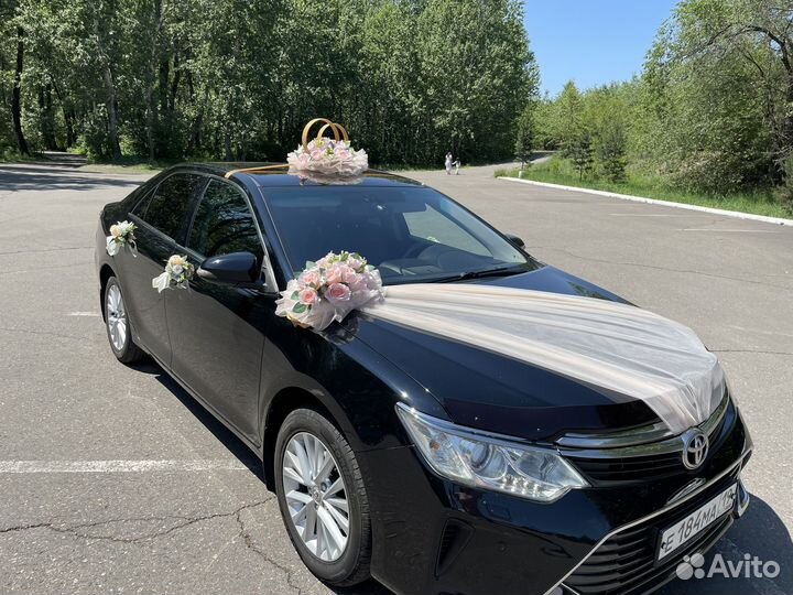 Свадебные украшения на машину