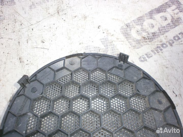 Решетка динамиков LADA Largus