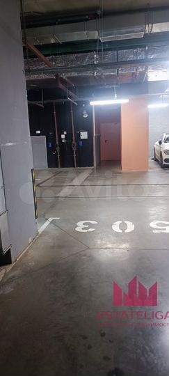 Машиноместо, 15 м²