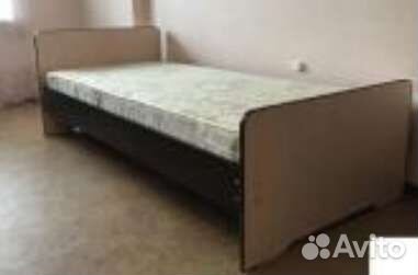 Кровать с матрасом новая 140х60 см