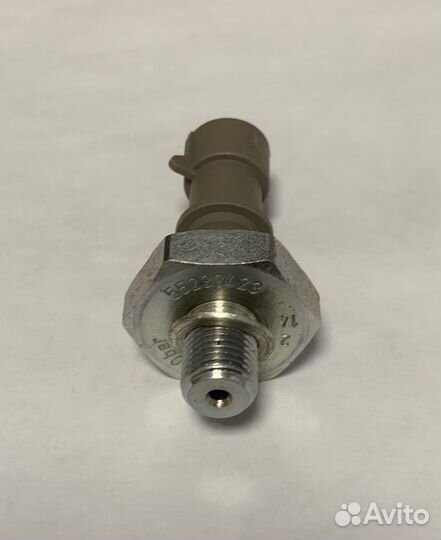 Датчик давления масла Opel