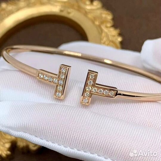 Tiffany T Браслет из золота с бриллиантами 0,22 ct