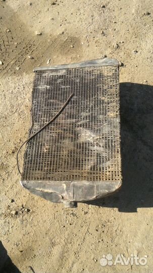 Радиатор газ А аа м1 69 оригинал, помят сверу