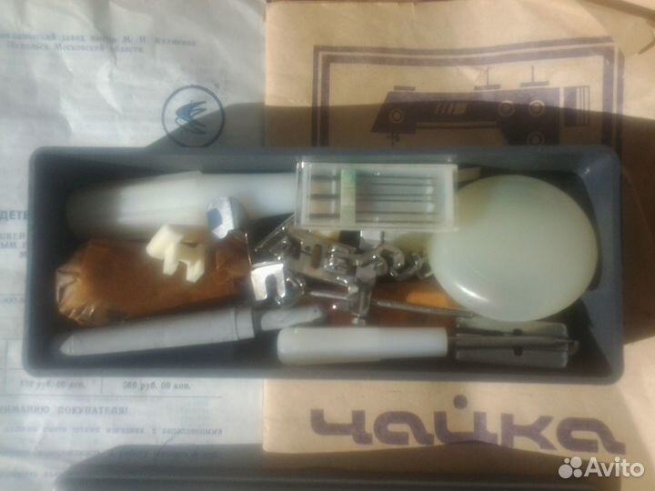 Домашняя швейная машинка 