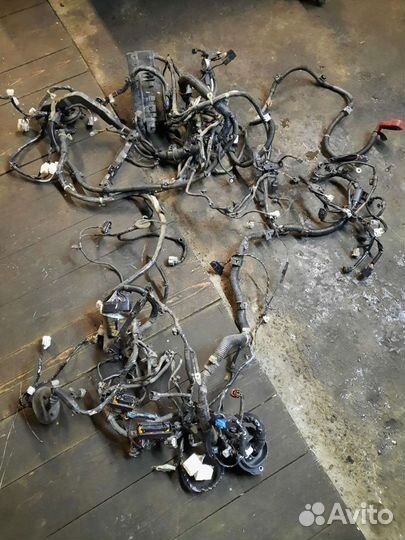 Подкапотная коса mitsubishi pajero sport 2