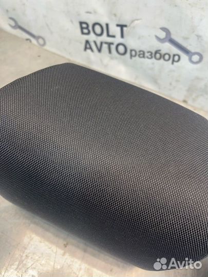 Подголовники задние Kia Venga YN G4FA 2012