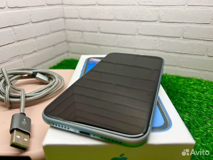 iPhone Xr, 128 ГБ