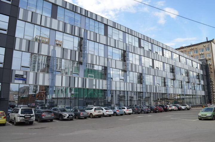 Офис Категории А, конференц-зал с ндс, 1931 м²