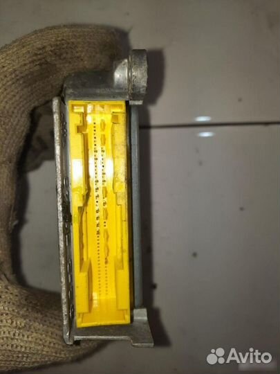 Блок управления AIR BAG Volkswagen Pointer I (2003