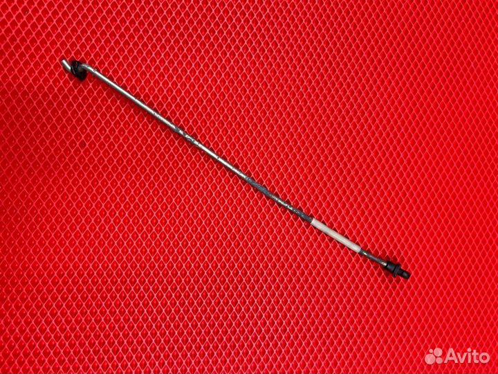 Держатель капота Toyota Noah ZWR80G 2ZR-FXE 2015