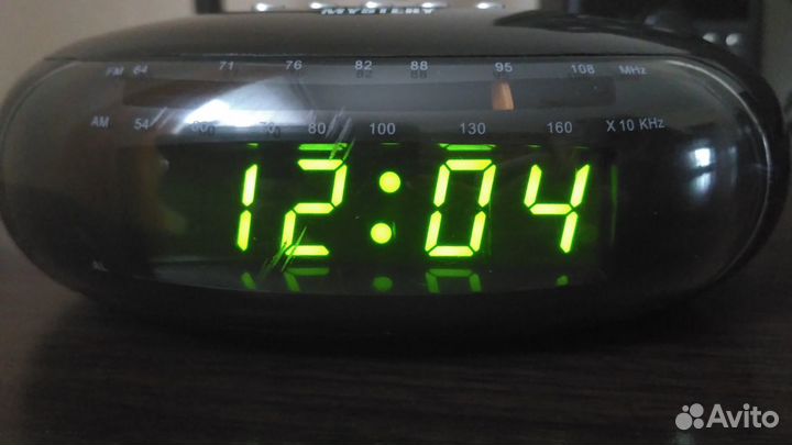 Радиобудильник Mystery MCR-31 AM/FM-тюнер