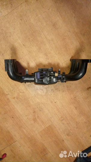 Впускной коллектор Subaru trideca.legacy 3.0