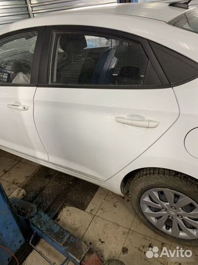 Дверь задняя левая Hyundai Solaris 2