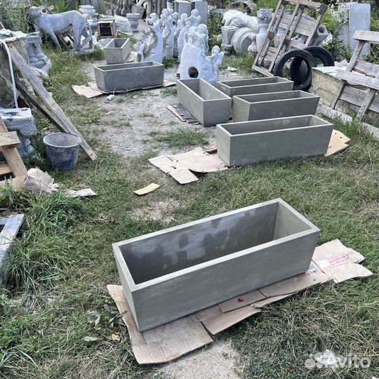 Клумбы уличные для цветов. Вазон. Горшок