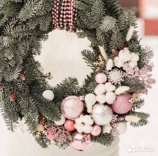 Новогодний венок из нобилиса