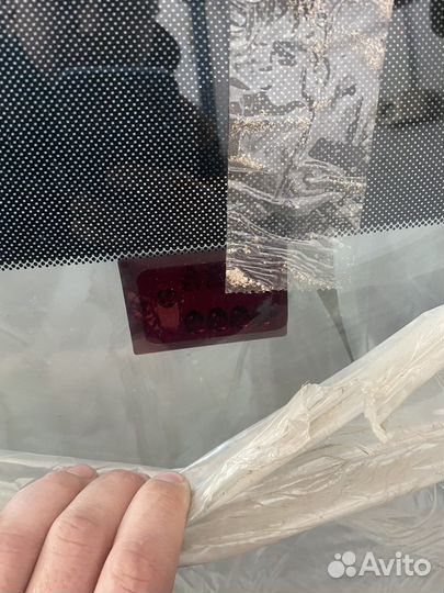 Стекло Jeep grand cherokee