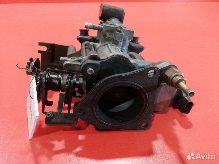 Дроссельная заслонка Toyota Crown JZS155 2JZ-GE